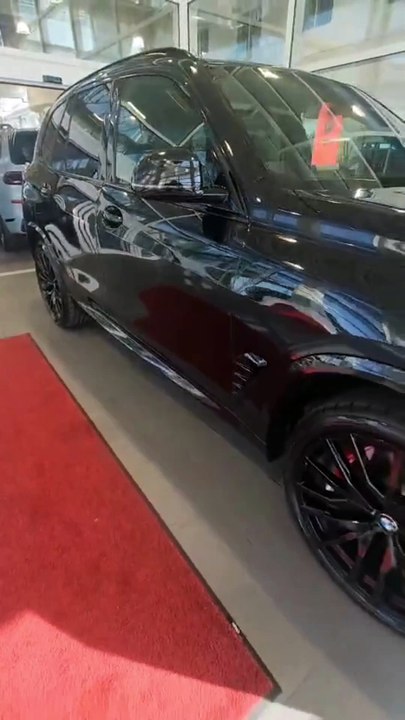 CAR DETAILING
