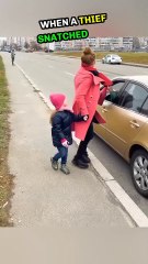 A thief snatched this woman's bag 😱👜 #shorts