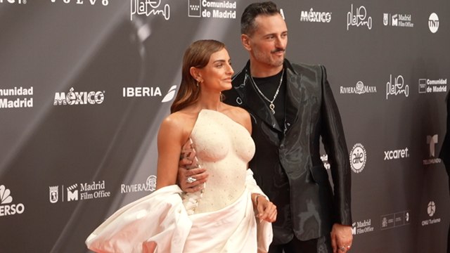Desfile de elegancia y glamour en la alfombra roja de los Premios PLATINO 2025