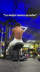 Woman's Gym Set Disrupted by Unexpected Wardrobe Malfunction