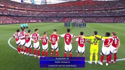 Arsenal and PSG share moment of silence for Pope Francis