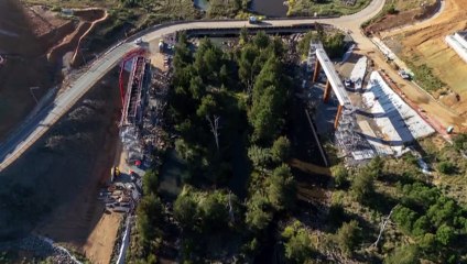 Canberra residents face traffic delays amid work on Molonglo River bridge