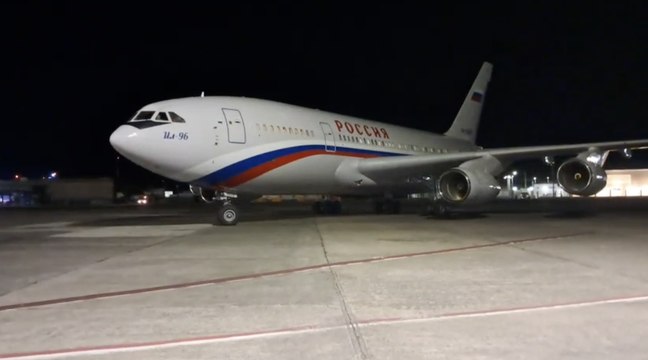 El canciller Serguéi Lavrov llega al país para inaugurar embajada rusa