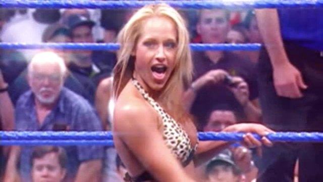 Michelle McCool WWE SVR 2010 Titantron (2007-2009 Edited Titantron)