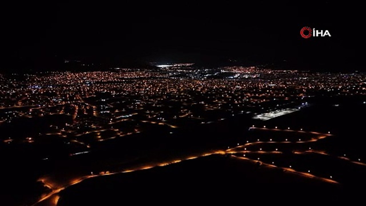 Türkiye semalarında büyüleyici anlar kamerada!