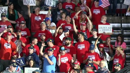 100 Tage im Amt: Trump lobt sich selbst