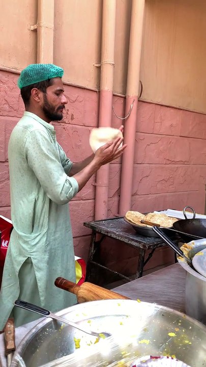 Making Halwa Poori