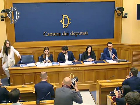 Roma - Presentazione programma e candidati Azione Universitaria al CSNU 2025 - Conferenza stampa di Fabio Roscani (30.04.25)