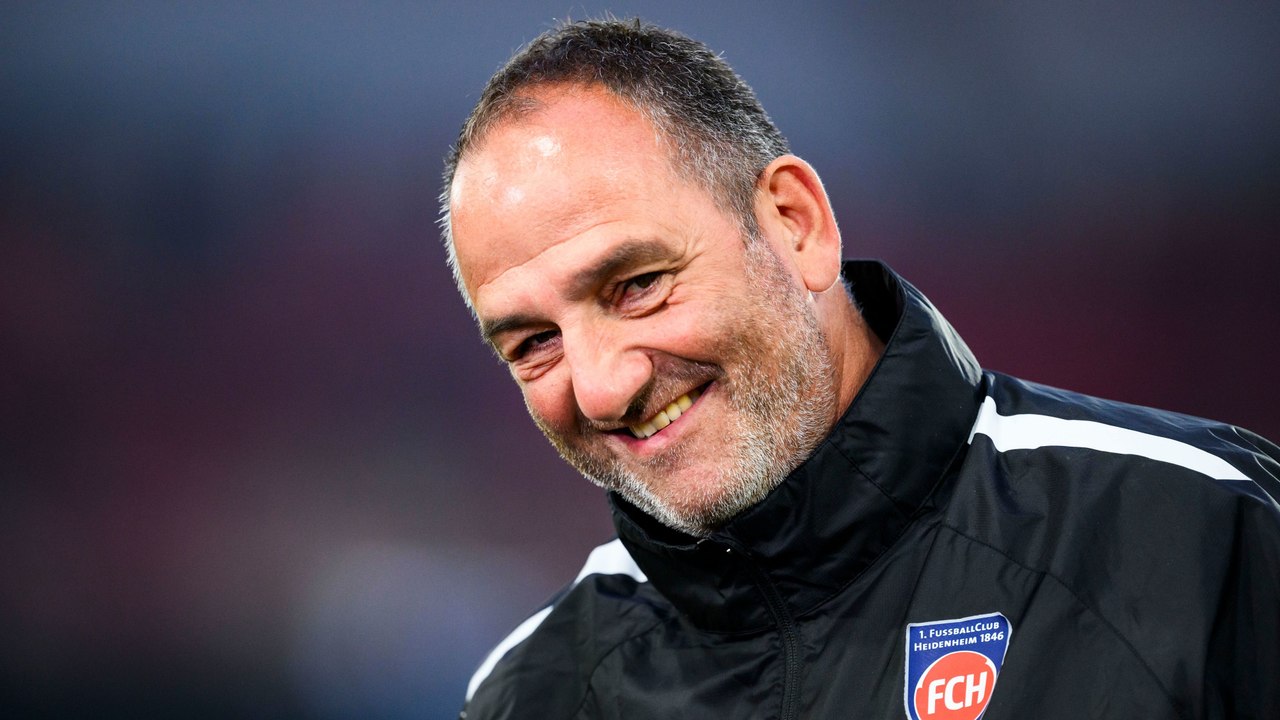 Schmidt: 'Entschuldigung, aber das ist ja völliger Blödsinn'