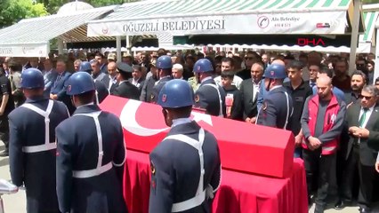 Şehit Jandarma Astsubay Hüseyin Uzun Gaziantep'te son yolculuğuna uğurlandı