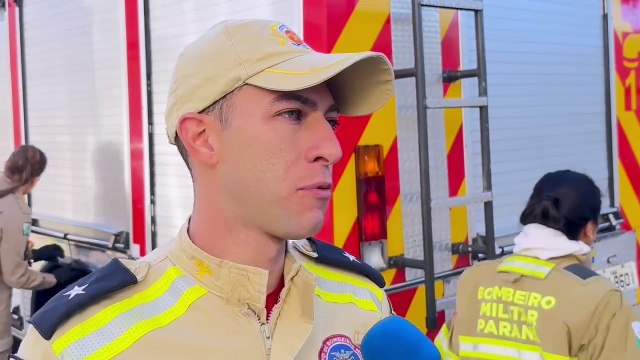 Princípio de incêndio em veículo mobiliza Corpo de Bombeiros de Umuarama -