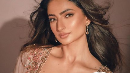 Palak को गोद में उठाकर गाड़ी से उतारा, यूजर्स बोले...