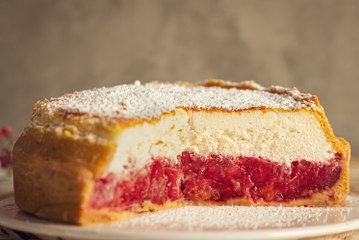 Bizcocho de yogur y fresas