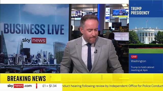 Un homme inculpé de préparation d'un acte terroriste , soupçonné d'avoir voulu s'introduire avec une arme blanche dans l'enceinte de l'ambassade d'Israël à Londres