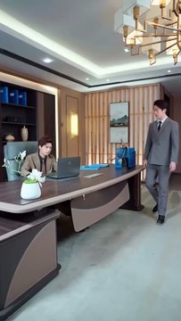 In her lowest moment, she reunited with her ex, who had once been a poor young man she discarded—but now he was a CEO of a listed company; she fled in panic, not seeing the cold man’s heartache—later, when they married, everyone thought he only wanted her