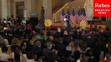 Congressional Leadership Honor 6888th Central Postal Directory Battalion With Gold Medal