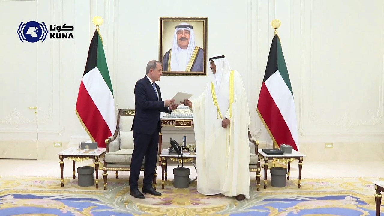 ولي العهد تسلم رسالة موجهة إلى صاحب السمو من رئيس أذربيجان تضمّنت دعوة سموه لزيارة بلاده