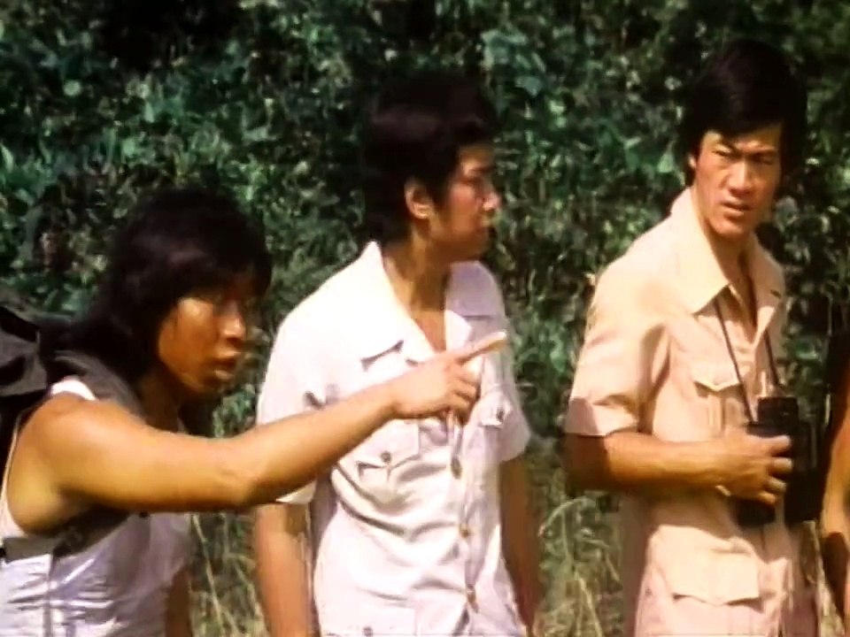 Bruce Lee in New Guinea (78)