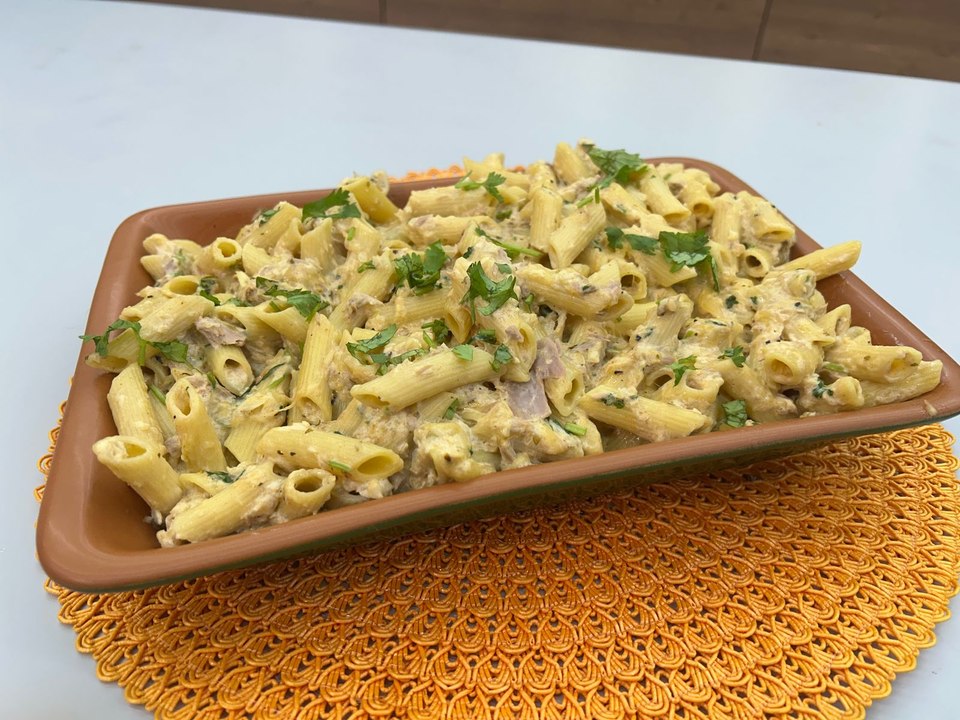 Macarrão com atum