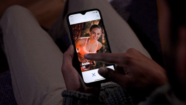 Apparently, If You Have These Specific Jobs, You’re More Likely To Get Matches on Dating Apps