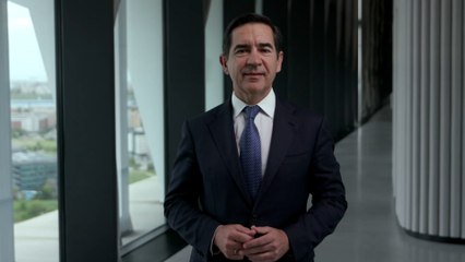 Carlos Torres: los compromisos en la opa aprobada por la CNMC "preservan la competencia"