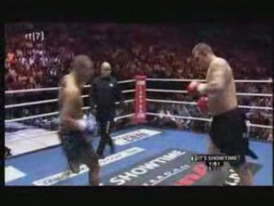 Gokhan Saki vs Paul Slowinski