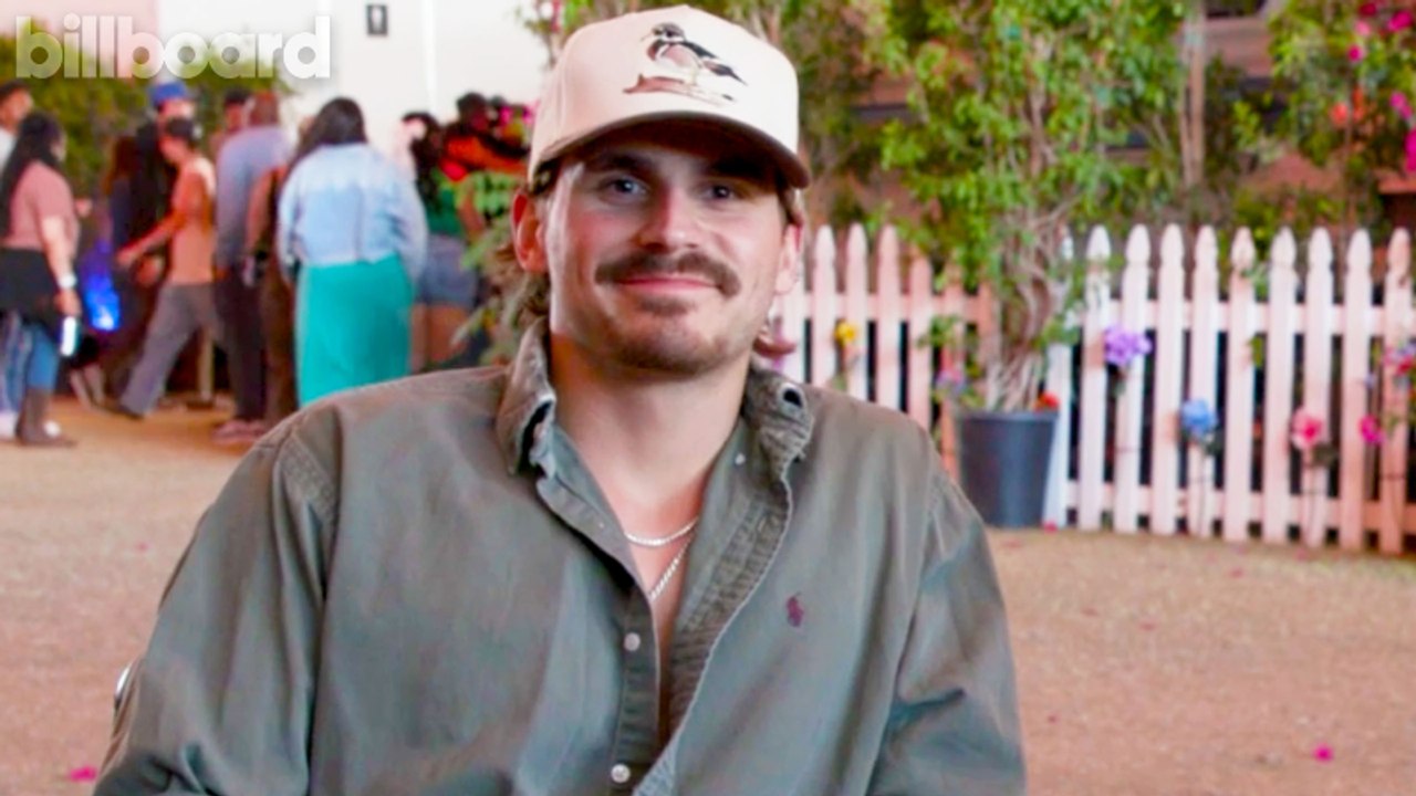 Tucker Wetmore On Covering Gavin DeGraw's “I Don’t Want to Be,” New Album 'What Not To' & More | Stagecoach 2025