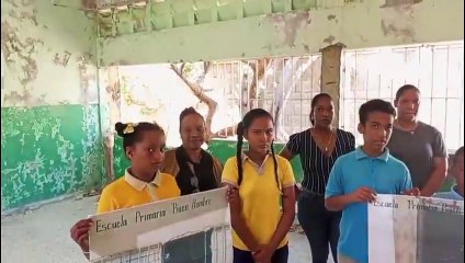 Estudiantes de escuela en Villa Vásquez exigen intervención urgente para evitar tragedia