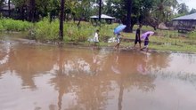 Akibat Hujan Deras, Ruas Jalan Desa Umatoos "Tergenang Air", Pj. Desa Umatoos Angkat Bicara!