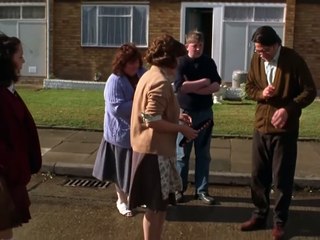 Titanic Town 1998 Español España Castellano