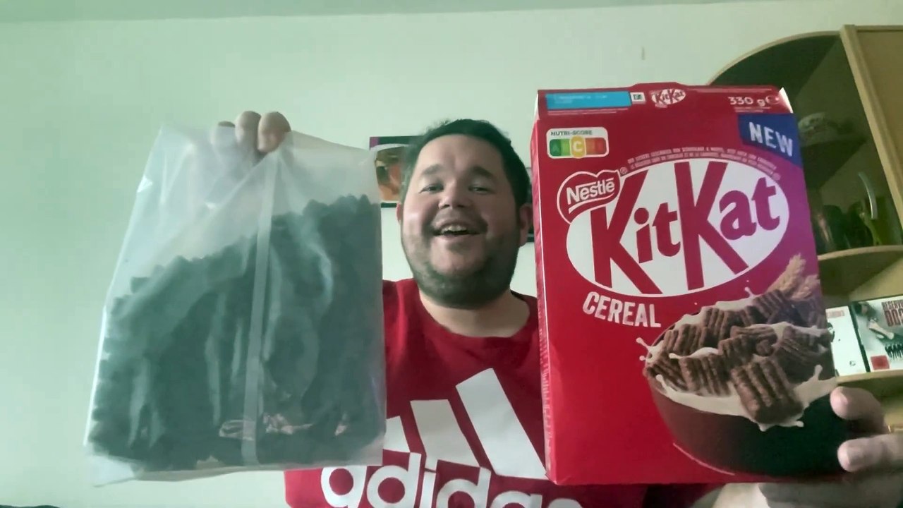 KitKat Cereals ｜ Taste Test ｜ Teddy D. Dragon
