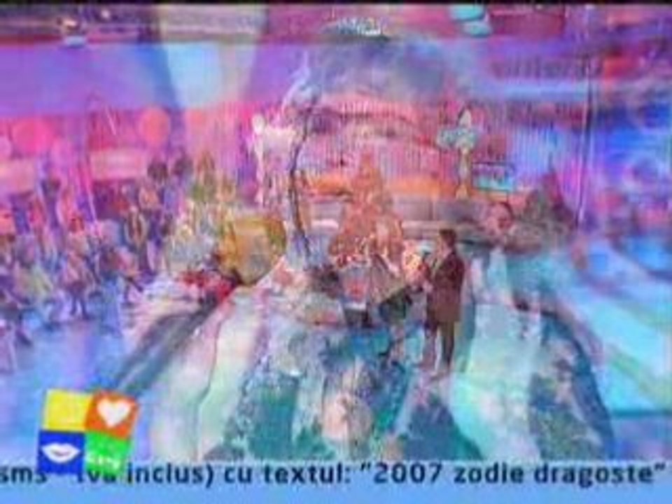 Angela Similea & Ovidiu Komorniyk - e noaptea de craciun