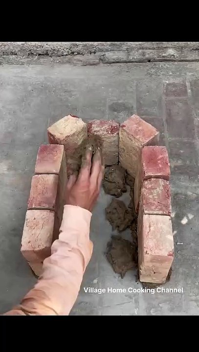 Traditional life clay oven mitti ka chulha wood stove mud stove chulha _shorts _short _mittikachulha(720P_60FPS)