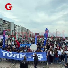 Sendikalar dört bir koldan Gündoğdu Meydanı’na gelmeye başladı