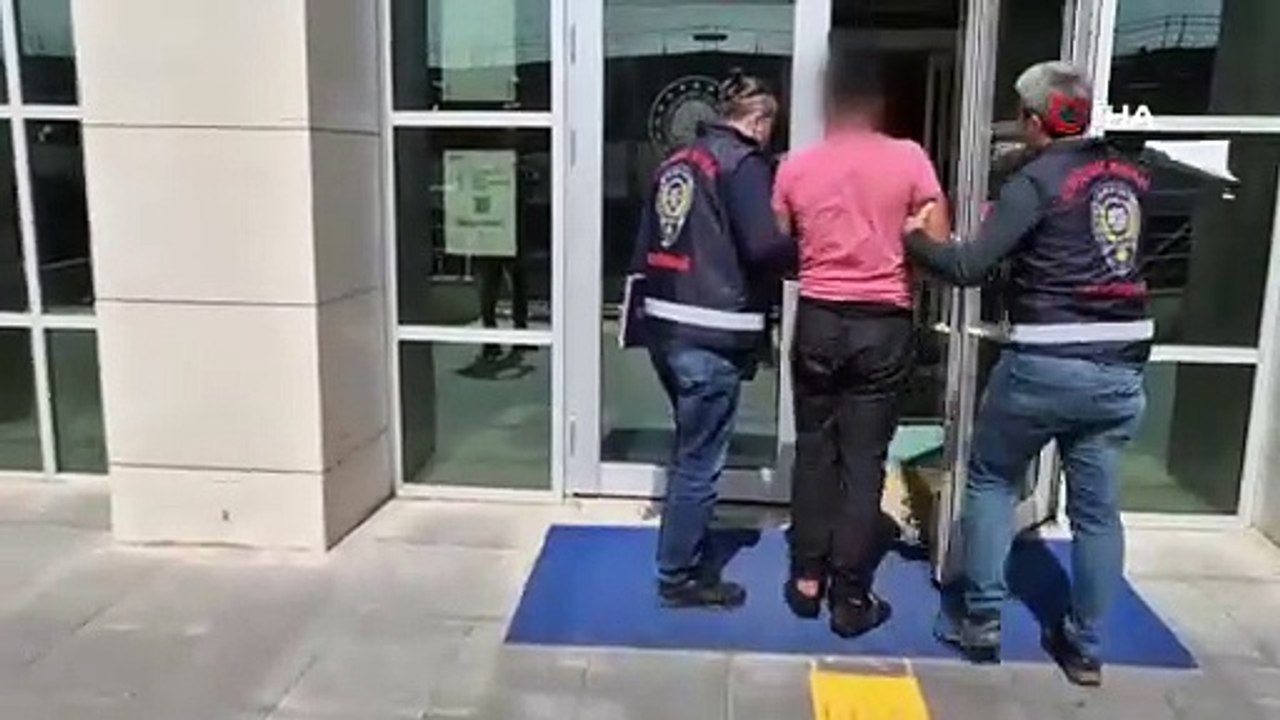 Tekirdağ’da tüyler ürperten olay! Boğazını kesip altınlarını çaldılar