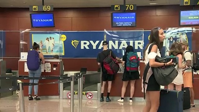 Ryanair denuncia a eDreams por realizar sobrecargos y reservas sin autorización