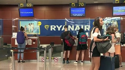 Ryanair denuncia a eDreams por realizar sobrecargos y reservas sin autorización