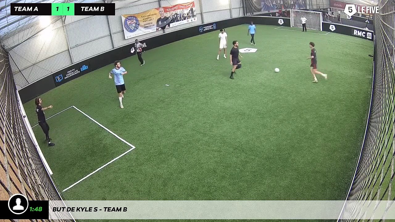 But de Kyle S - Team B