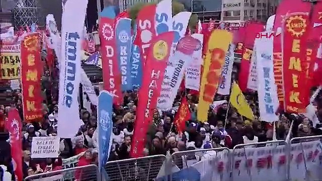 Özgür Özel 1 Mayıs'ı İstanbul'da kutladı: ''Bir an önce sendikalara üye olun''