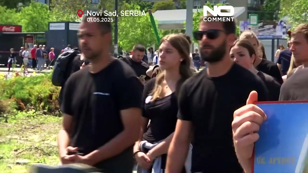 Les Serbes ont commémoré les six mois depuis l'effondrement mortel à la gare de Novi Sad