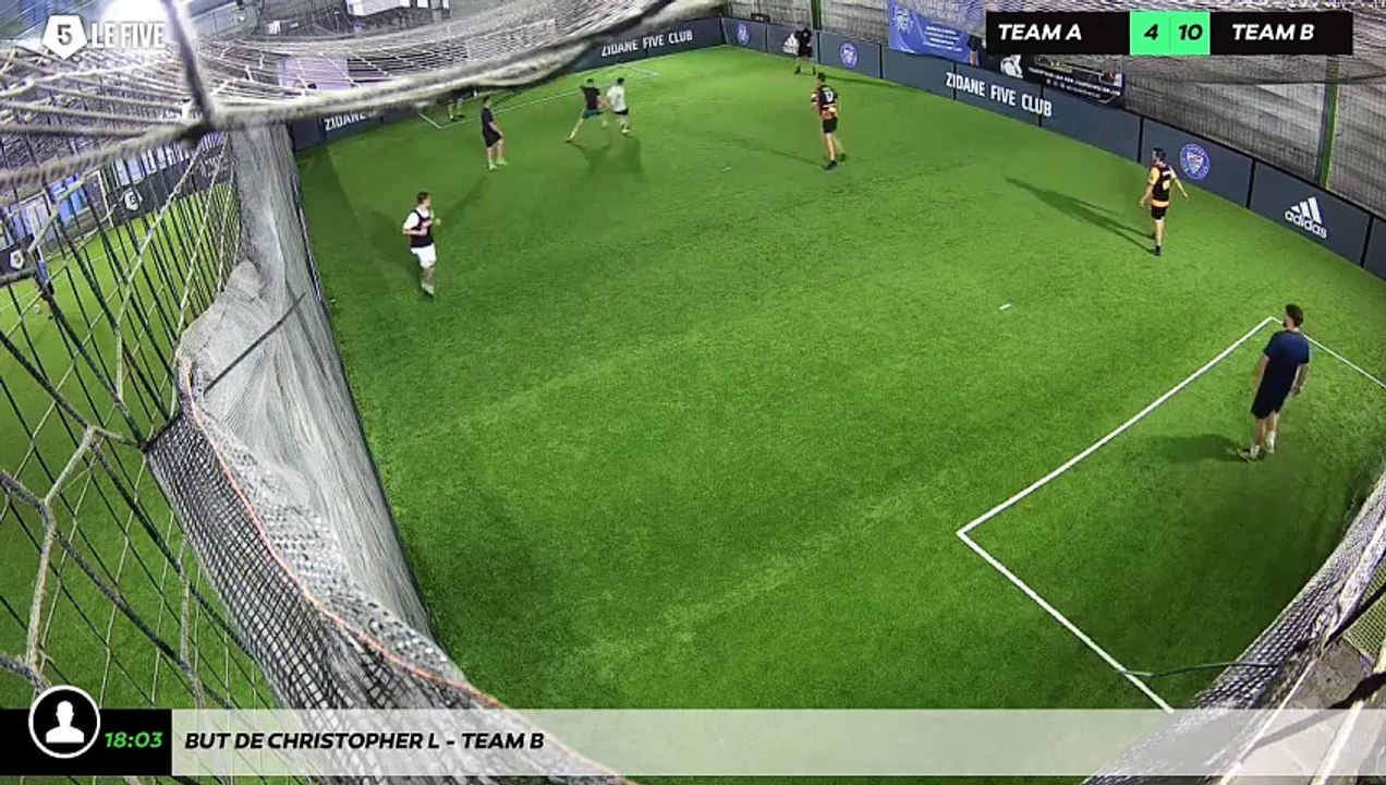 But de Christopher L - Team B