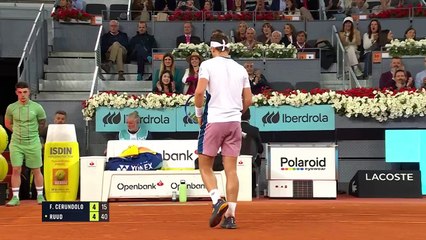 Ruud overcomes injury scare to reach Madrid final