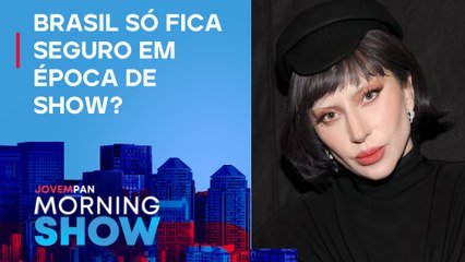 LADY GAGA ainda não fez aparição no hotel, mas enviou PIZZA para os FÃS