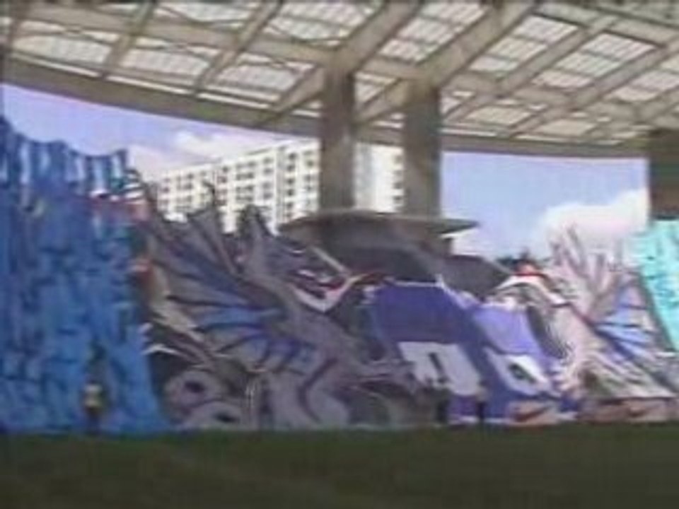 Colectivo - FCPorto x Sporting 07 08 - 20070827 - coreograf