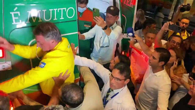 Bolsonaro deja terapia intensiva casi tres semanas después de su cirugía abdominal