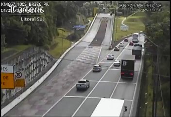 Caminhão perde o freio e usa área de escape para evitar tragédia na BR-376