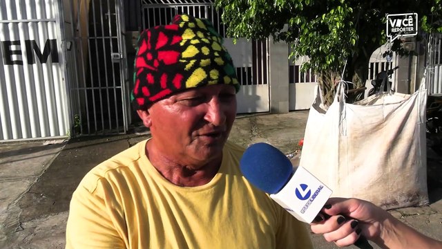 Autônomo Jorge Roberto reclama de buracos na travessa Timbó, na Pedreira, em Belém