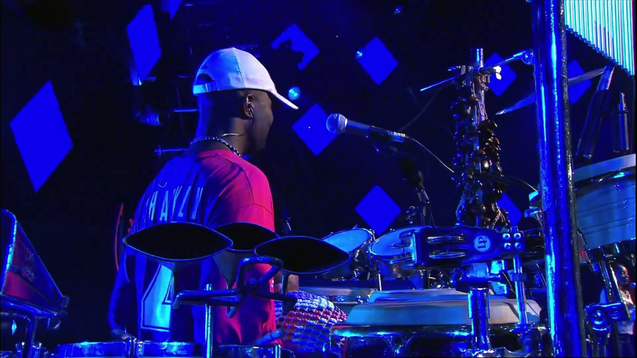 Shoot the Moon - Jamiroquai (live)