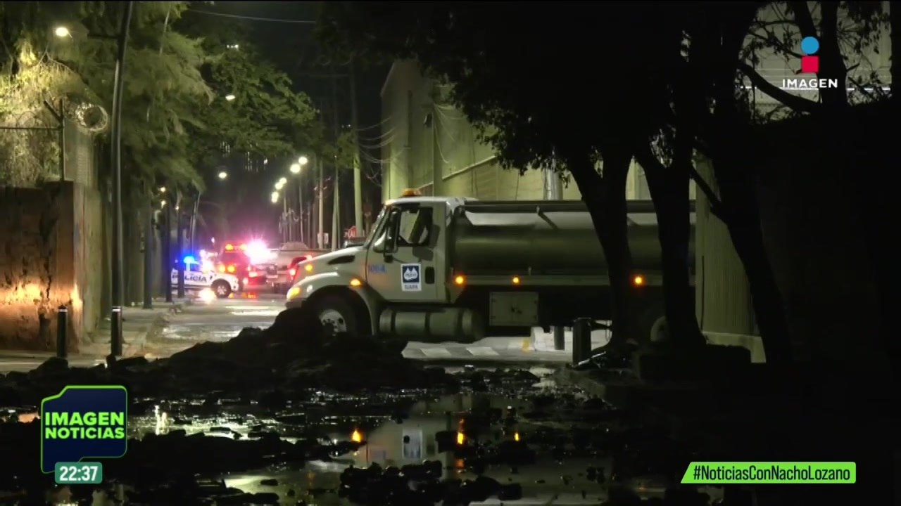 Dos muertos y 26 heridos, fue el saldo del incendio en una fábrica de aerosoles en Tlaquepaque, Jalisco