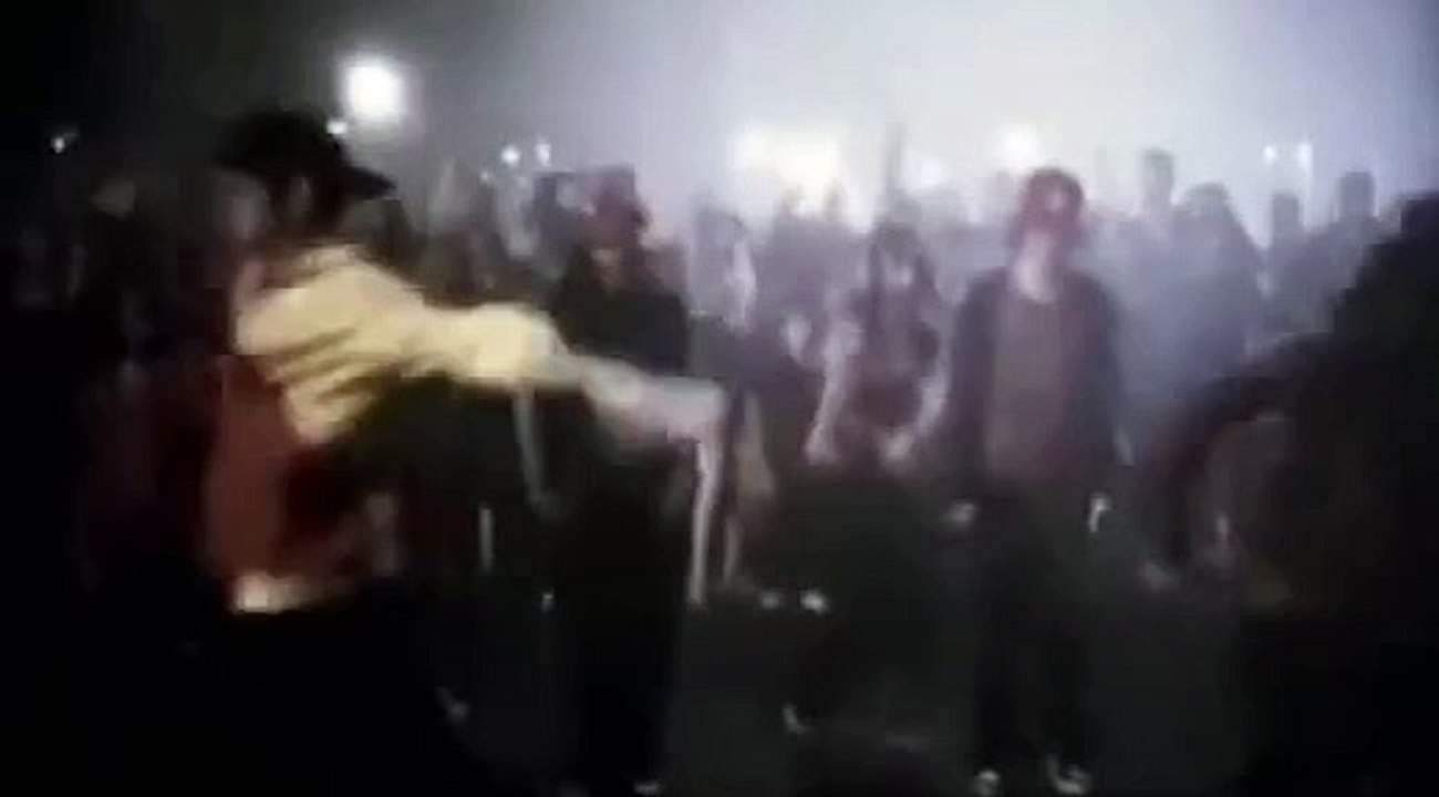 Yağmur Altında Dans Dancing İn The Rain Offical Video ❤️